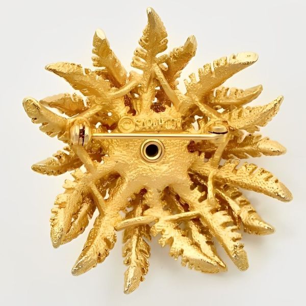 Sarah Coventry Gold Plated Sunflower Brooch 1960s