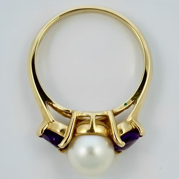 14K Gold Cultured Pearl and Heart Shaped Amethyst Dress Ring