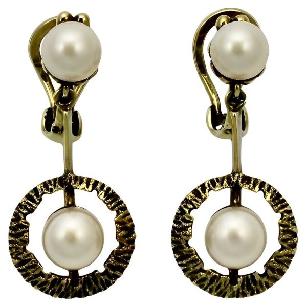 18K Gold and Cultured Pearl Drop Earrings circa 1970s