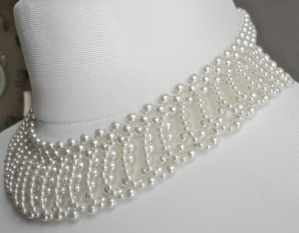 1950s White Faux Pearl Drop Collar Necklace