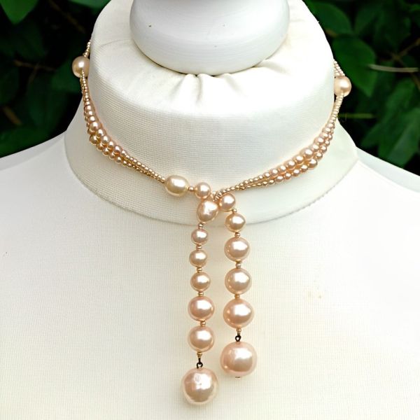 Art Deco Small Pale Pink Pearl and Rhinestone Sautoir Necklace