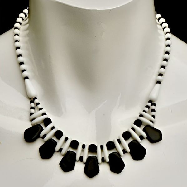 Art Deco Style Black and White Glass Drop Fringe Necklace