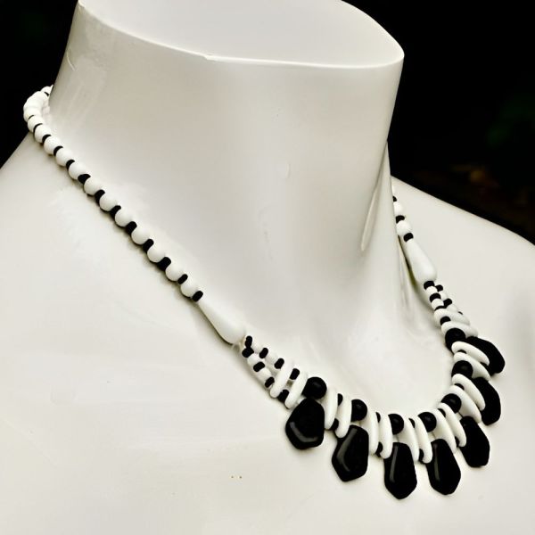 Art Deco Style Black and White Glass Drop Fringe Necklace