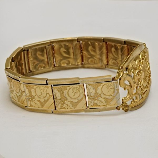 Gold Plated Engraved Flower Expansion Link Bracelet