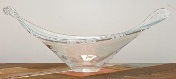 Italian Hand Made Clear and White Art Glass Bowl circa 1960s