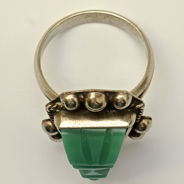 Vintage Mexico Alpaca Green Onyx Mask Ring circa 1960s