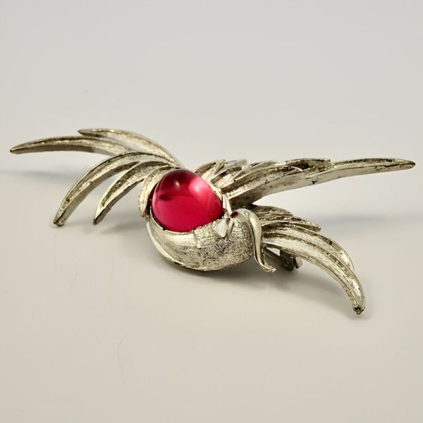 Silver Plated Bird Brooch with a Pink Glass Cabochon circa 1980s