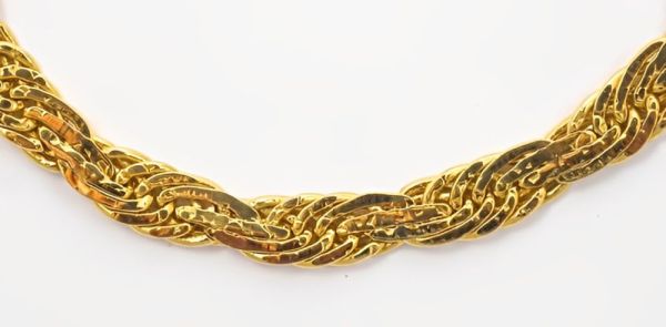 Trifari Gold Plated Flat Wave Link Chain Necklace circa 1980s