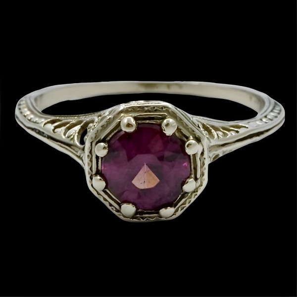 Art Deco 14K White Gold Amethyst Filigree Dress Ring