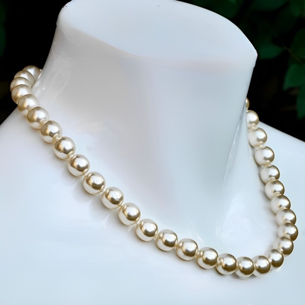 Cream Glass Pearl Necklace Gold Plated Pearl Clasp