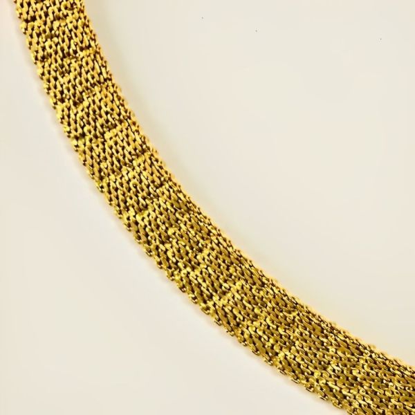 Gold Plated Textured Design Mesh Collar Necklace circa 1980s