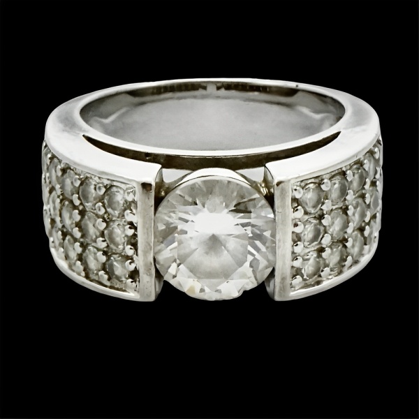 Silver Diamonique Cubic Zirconia Ring Pav Shoulders