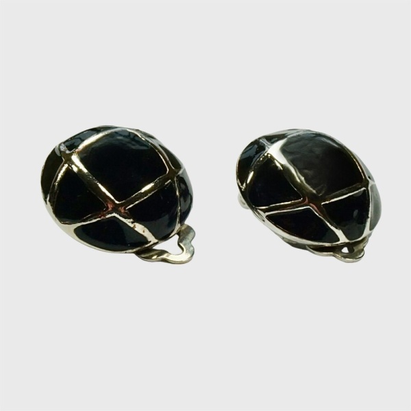 Silver Plated Black Enamel Round Clip On Earrings