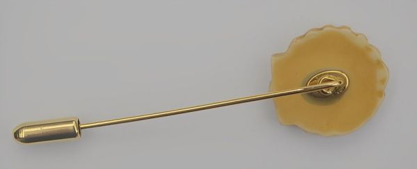 Vintage Gold Tone Shell Stick Pin
